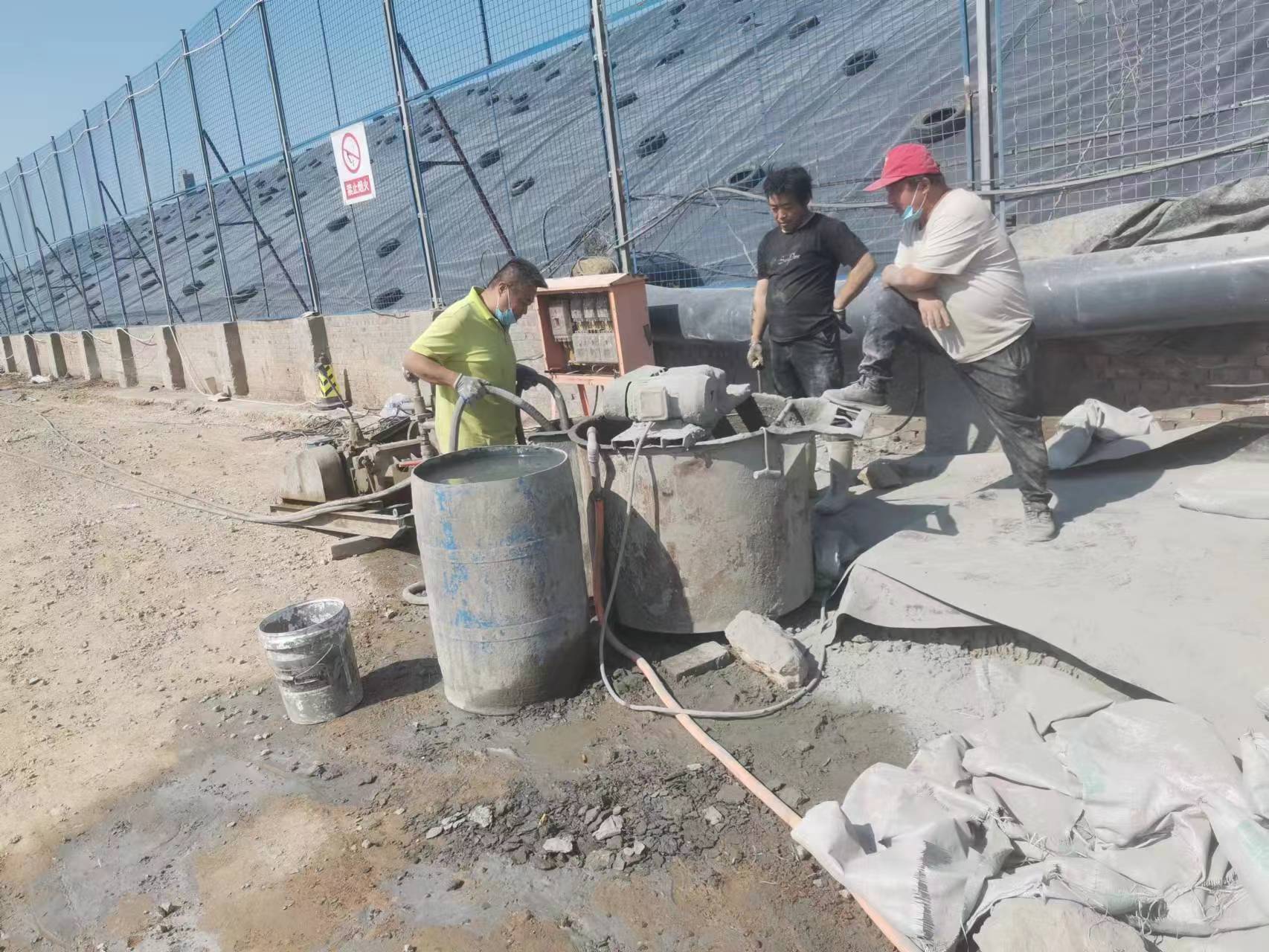 满城袖阀管注浆